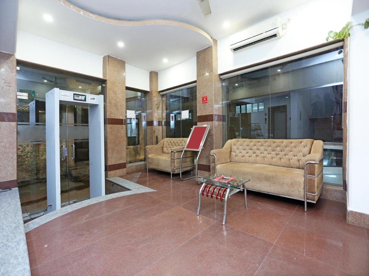 Airport Hotel Ambrosia Nowe Delhi Zewnętrze zdjęcie