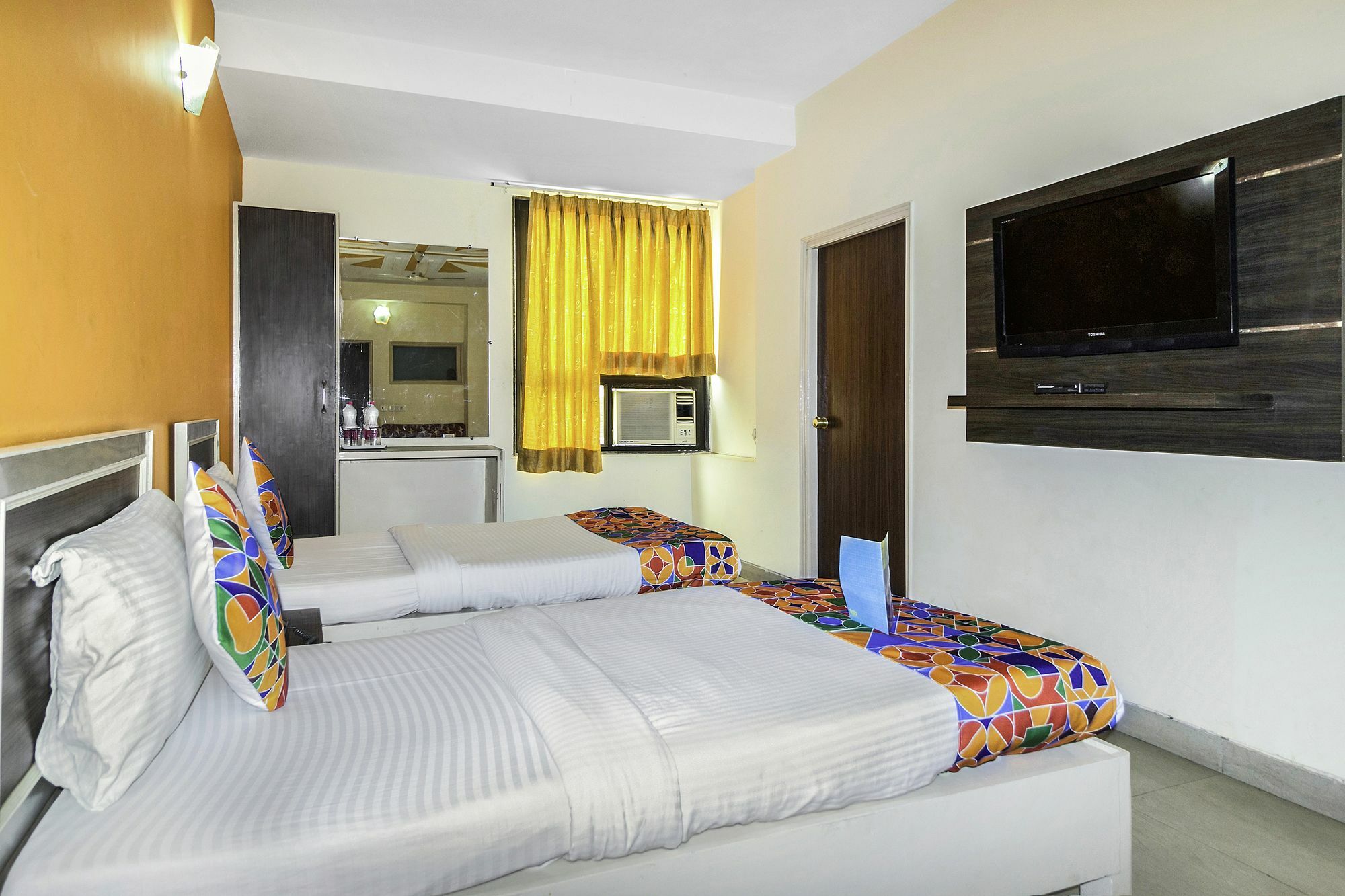 Airport Hotel Ambrosia Nowe Delhi Zewnętrze zdjęcie