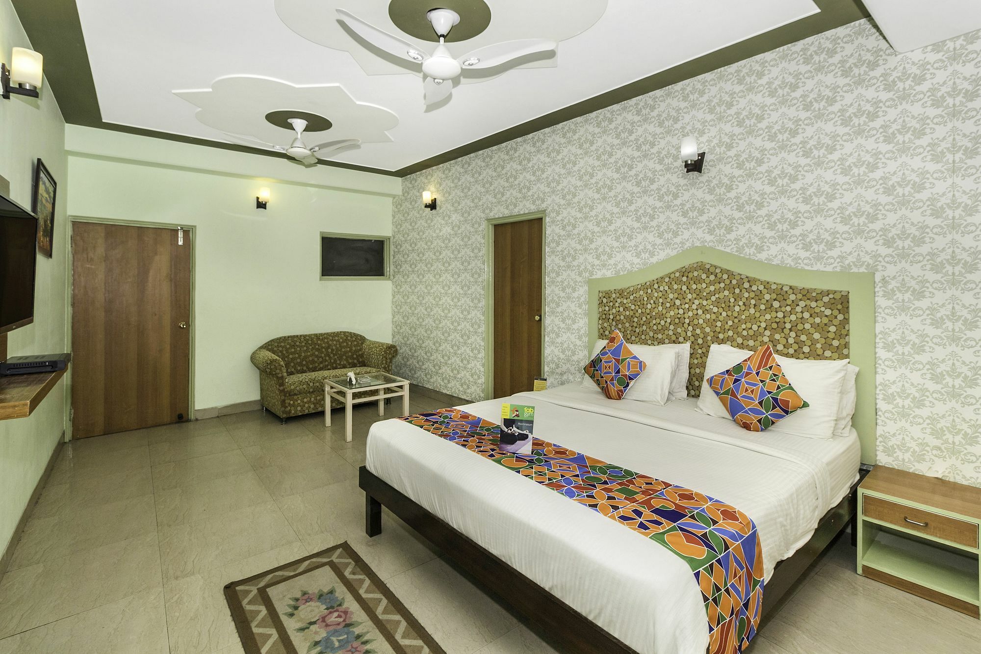 Airport Hotel Ambrosia Nowe Delhi Zewnętrze zdjęcie