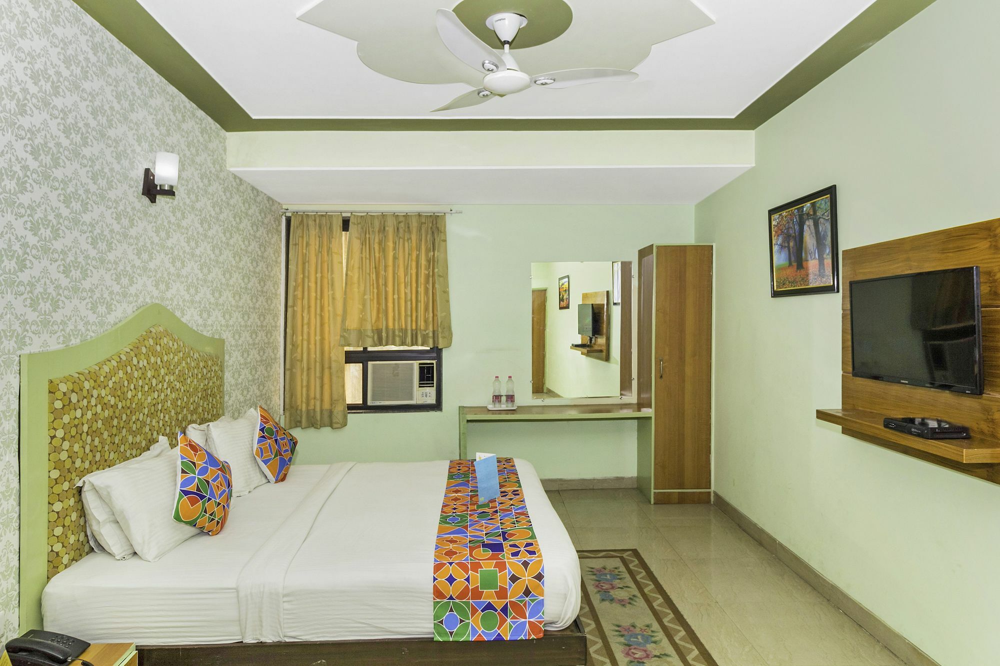 Airport Hotel Ambrosia Nowe Delhi Zewnętrze zdjęcie